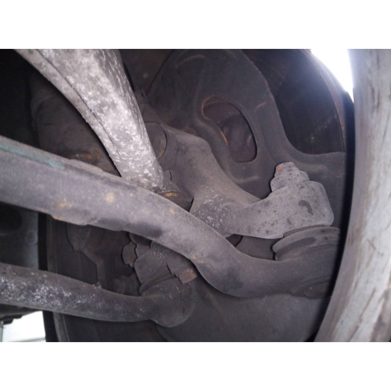 Recambio de mangueta delantera izquierda para mercedes-benz clase clk (w209) coupe 270 cdi (209.316) referencia OEM IAM   