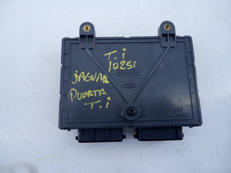 Recambio de modulo electronico para jaguar daimler referencia OEM IAM F8FF13C790AC  E3-B3-54-3