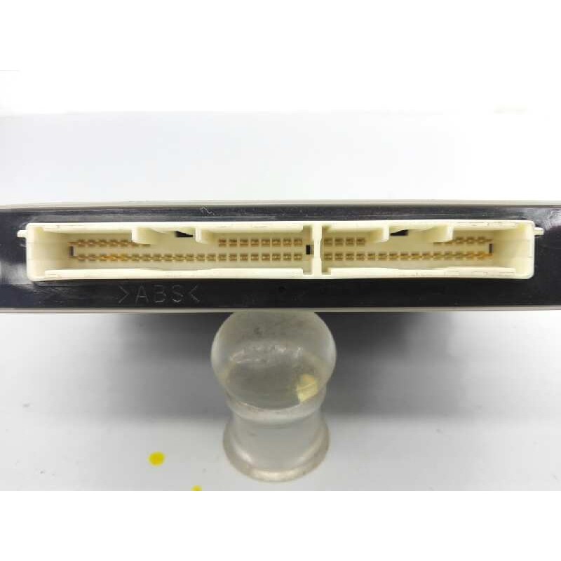 Recambio de modulo electronico para toyota land cruiser (j15) basis referencia OEM IAM 8999060204 2329004070 E3-B2-31-2