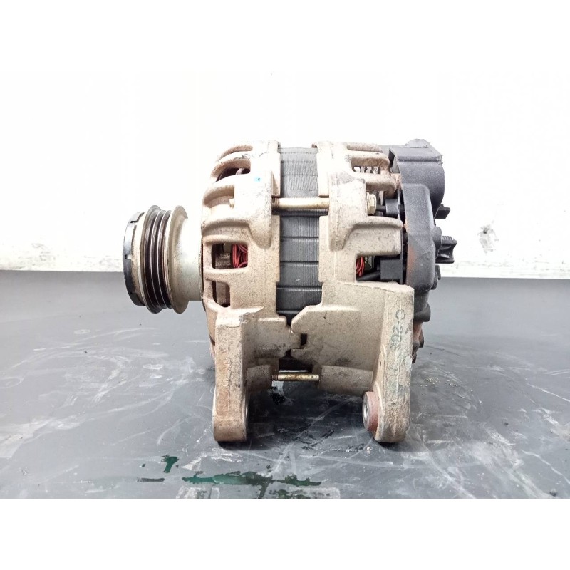 Recambio de alternador para dacia sandero ambiance referencia OEM IAM 231008386R  P3-A5-17-1