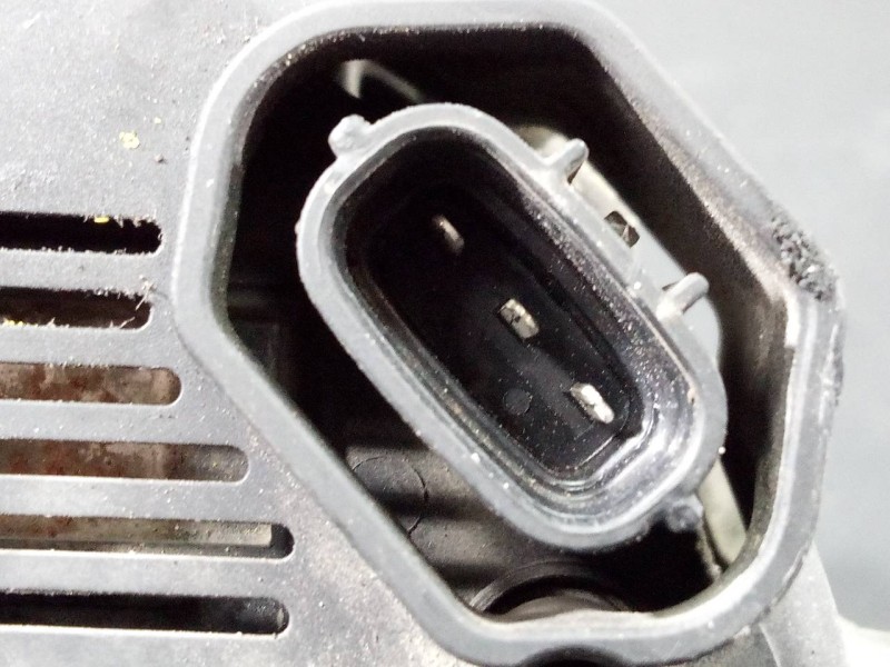 Recambio de alternador para hyundai ix35 tecno 2wd referencia OEM IAM FG15S034 2606259 P3-B6-7-2