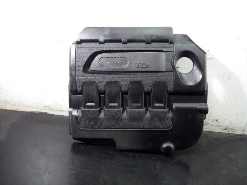 Recambio de tapa motor para seat toledo (kg3) reference referencia OEM IAM 04L103925R  P2-A3-8