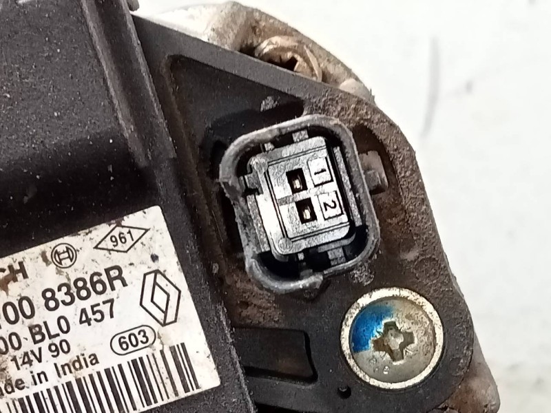 Recambio de alternador para dacia sandero ambiance referencia OEM IAM 231008386R  P3-A5-17-1