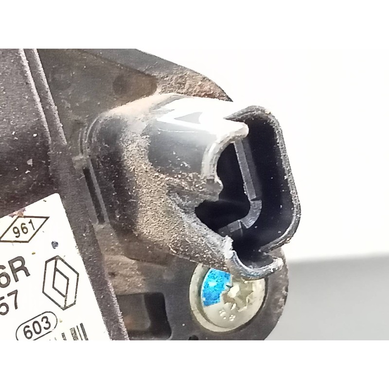 Recambio de alternador para dacia sandero ambiance referencia OEM IAM 231008386R  P3-A5-17-1