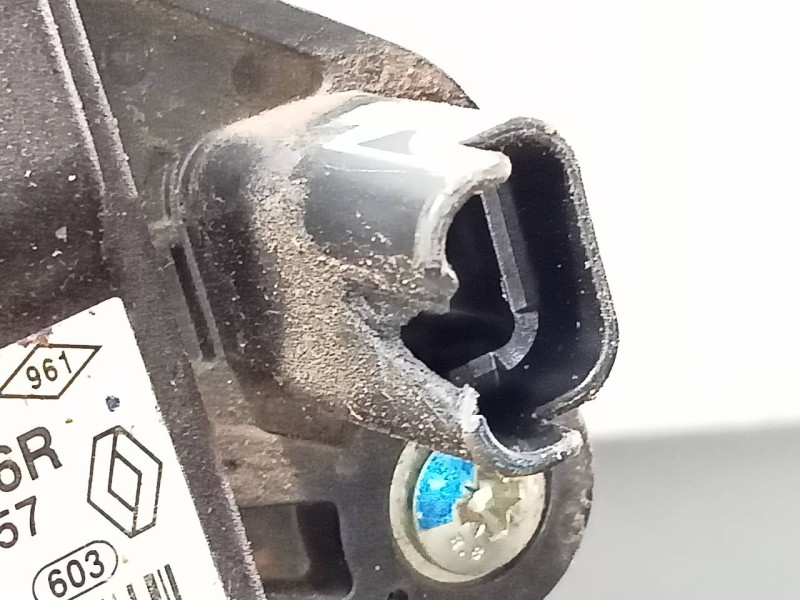 Recambio de alternador para dacia sandero ambiance referencia OEM IAM 231008386R  P3-A5-17-1