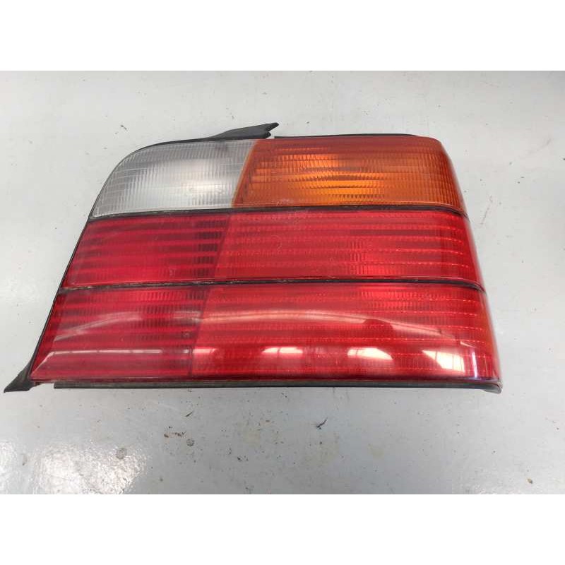 Recambio de piloto trasero derecho para bmw serie 3 berlina (e36) 318i referencia OEM IAM 63211387362  E1-A3-24-1