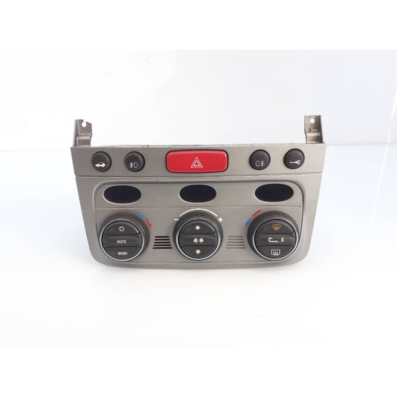Recambio de mando climatizador para alfa romeo gt (125) 1.9 jtd 16v 150/ progression referencia OEM IAM 01560513690  E3-A4-8-3