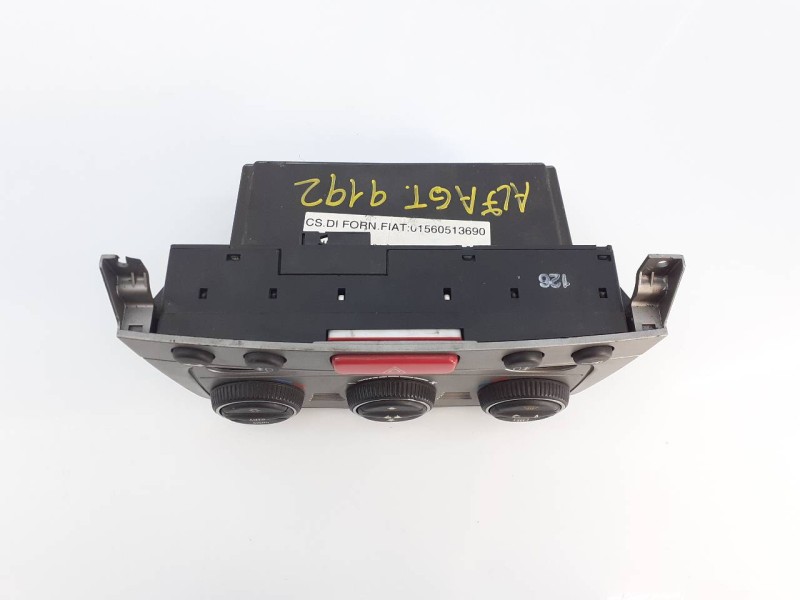 Recambio de mando climatizador para alfa romeo gt (125) 1.9 jtd 16v 150/ progression referencia OEM IAM 01560513690  E3-A4-8-3