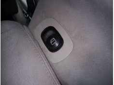 MANDO ELEVALUNAS TRASERO DERECHO 