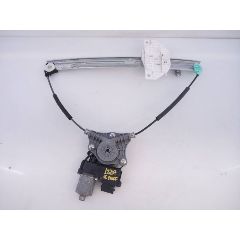Recambio de elevalunas delantero izquierdo para kia stonic (ybcuv) drive referencia OEM IAM 82450H8010  E2-B5-50-2