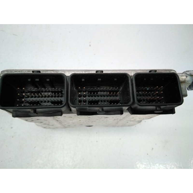 Recambio de centralita motor uce para renault laguna ii (bg0) dynamique referencia OEM IAM 8200153946 0281010556 E2-A1-27-3