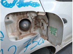 Recambio de tapa exterior combustible para dacia sandero ambiance referencia OEM IAM    2