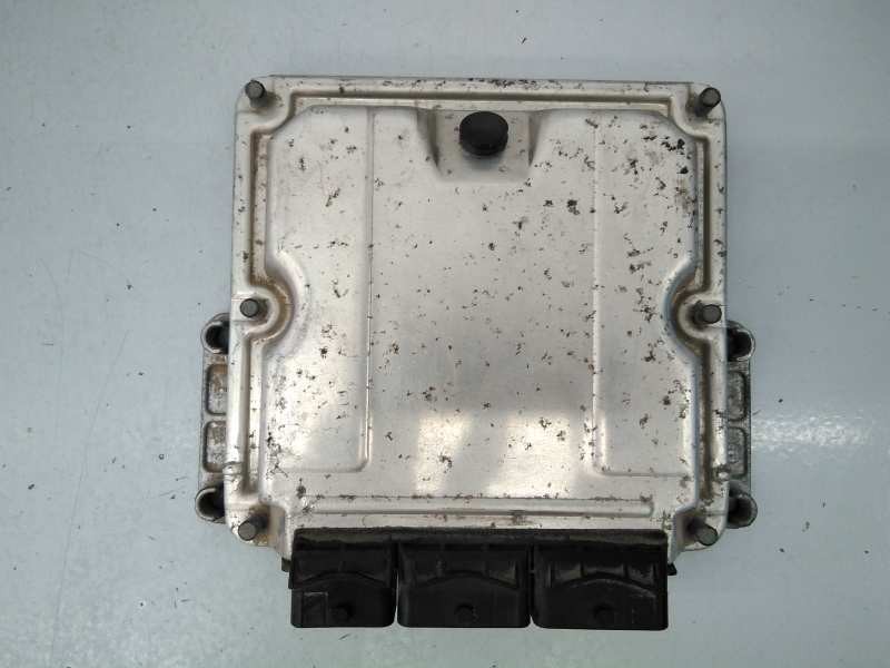 Recambio de centralita motor uce para renault laguna ii (bg0) dynamique referencia OEM IAM 8200153946 0281010556 E2-A1-27-3