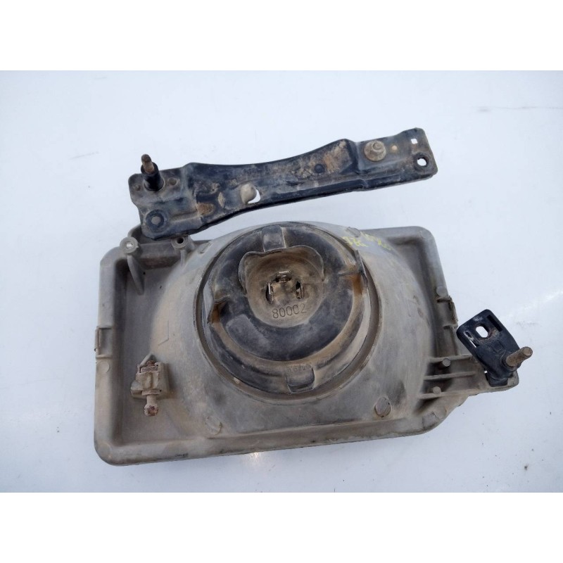 Recambio de faro izquierdo para nissan terrano (wd21) 2.7 td referencia OEM IAM   E2-A4-60-2