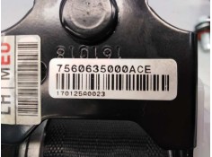 Recambio de cinturon seguridad trasero izquierdo para ssangyong tivoli premium 4x2 referencia OEM IAM 7560635000ACE  E1-B3-7-2 2