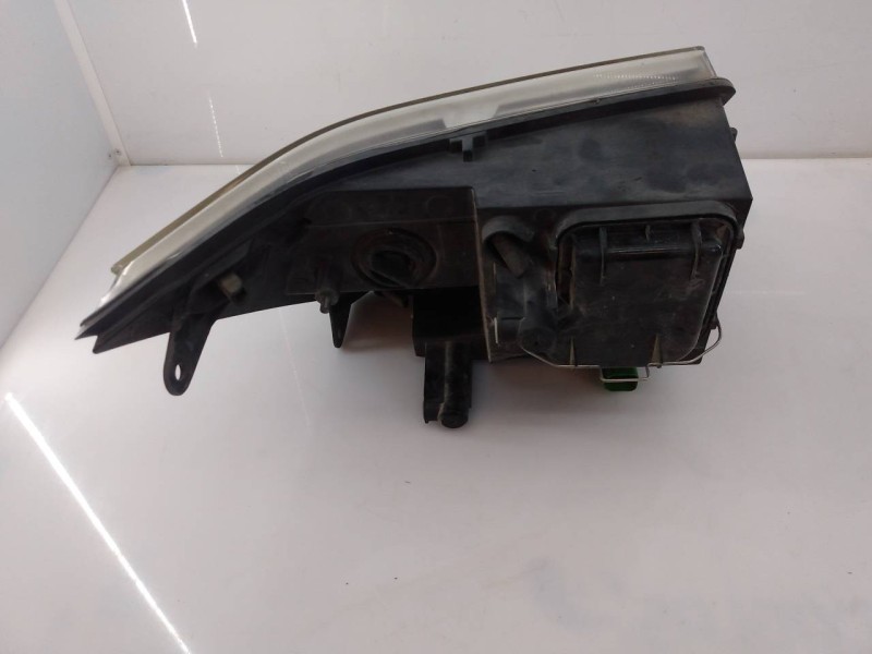 Recambio de faro derecho para ford transit caja cerrada ´06 ft 260 k trend lkw referencia OEM IAM 6C1113W029DC 10090999 E2-B3-24