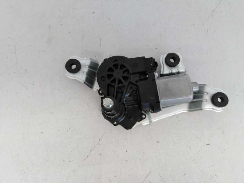 Recambio de motor limpia trasero para ssangyong tivoli premium 4x2 referencia OEM IAM   E1-B3-8-2