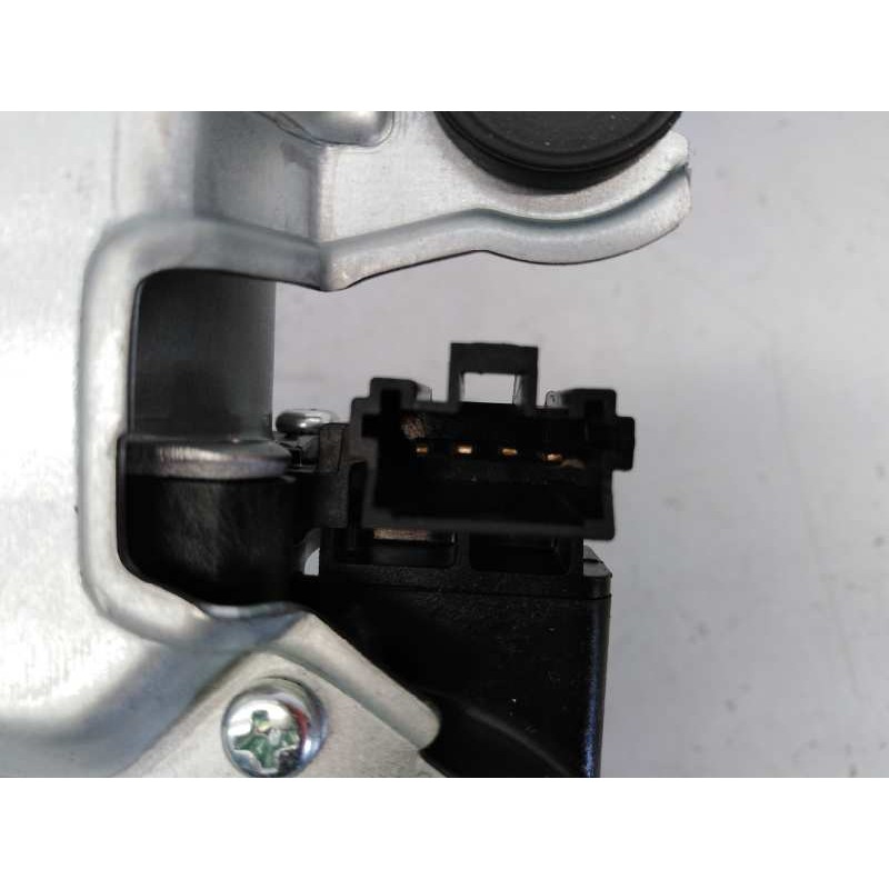 Recambio de motor limpia trasero para ssangyong tivoli premium 4x2 referencia OEM IAM   E1-B3-8-2