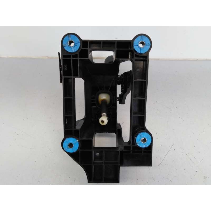 Recambio de palanca cambio para ssangyong tivoli premium 4x2 referencia OEM IAM 3170035000  E1-B3-7-2