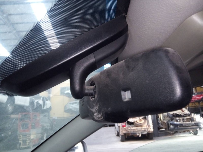 Recambio de espejo interior para chevrolet captiva 2.0 vcdi lt referencia OEM IAM   