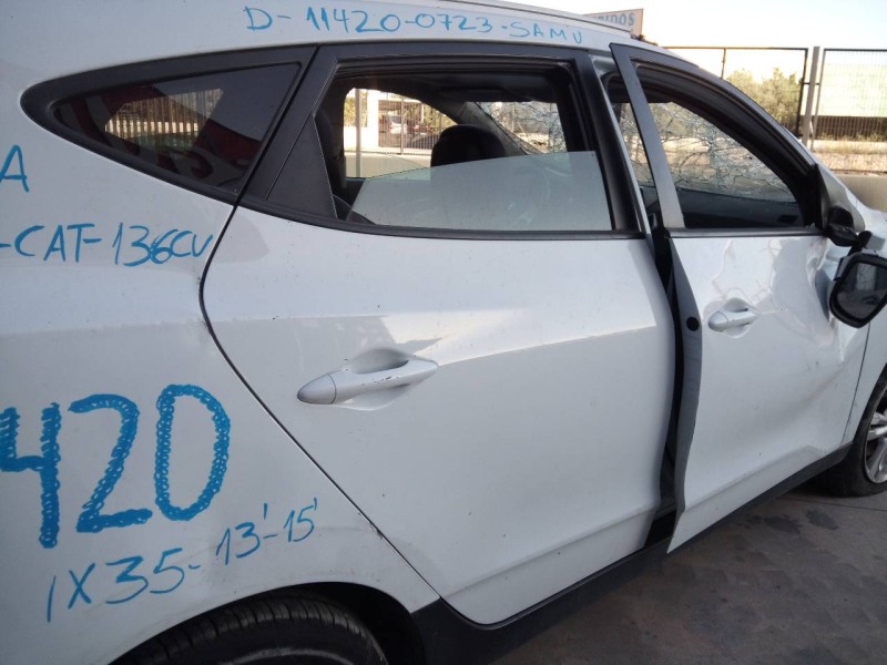 Recambio de puerta trasera derecha para hyundai ix35 tecno 2wd referencia OEM IAM   