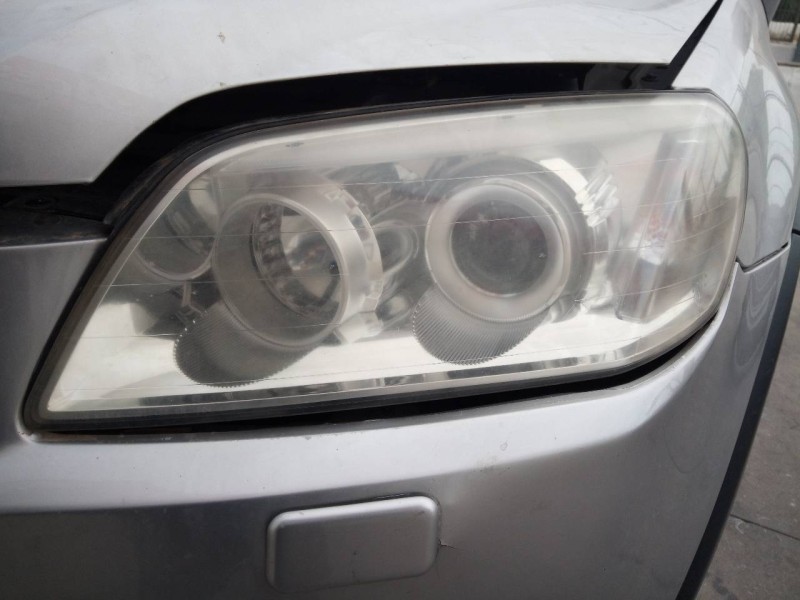 Recambio de faro izquierdo xenon para chevrolet captiva 2.0 vcdi lt referencia OEM IAM   