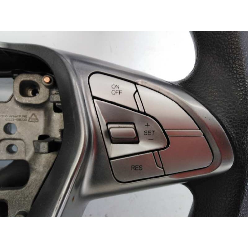 Recambio de volante para ssangyong tivoli premium 4x2 referencia OEM IAM 4S1133500  E1-B3-7-2