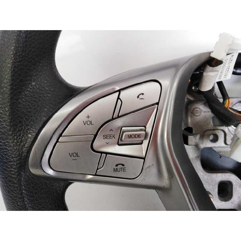 Recambio de volante para ssangyong tivoli premium 4x2 referencia OEM IAM 4S1133500  E1-B3-7-2