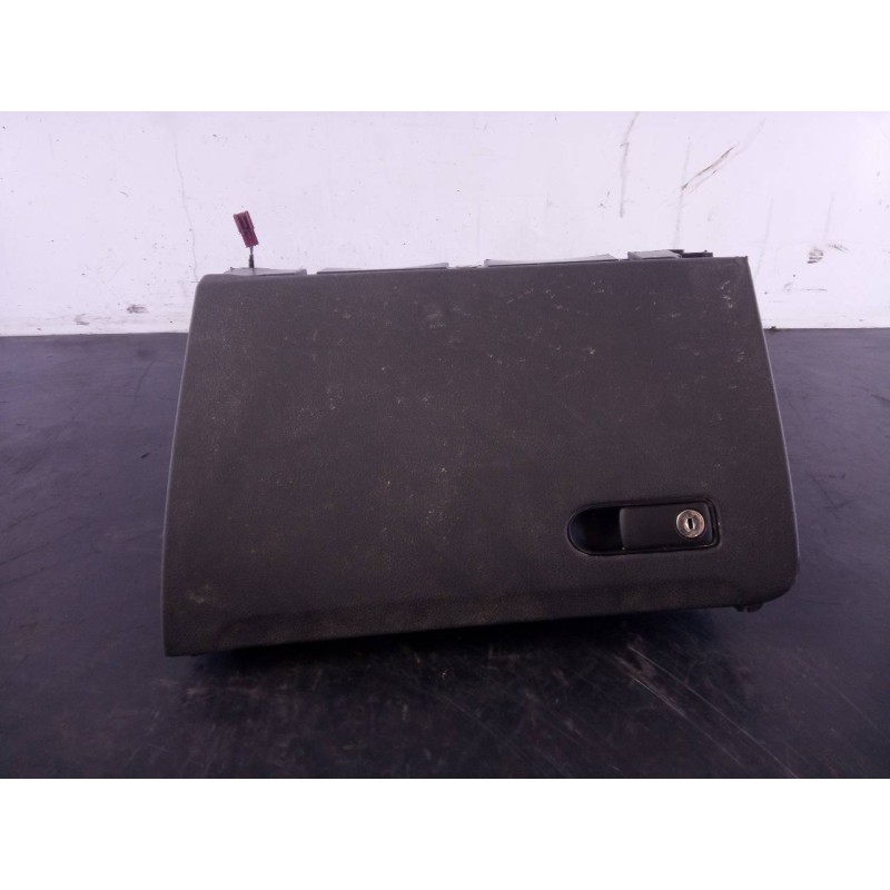 Recambio de guantera para mercedes-benz clase glc (w253) 220d 4matic referencia OEM IAM   P2-A2-6