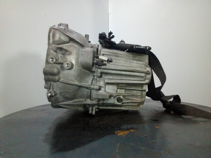 Recambio de caja cambios para kia sportage active 4x4 referencia OEM IAM S614JE 022561 M1-B4-49