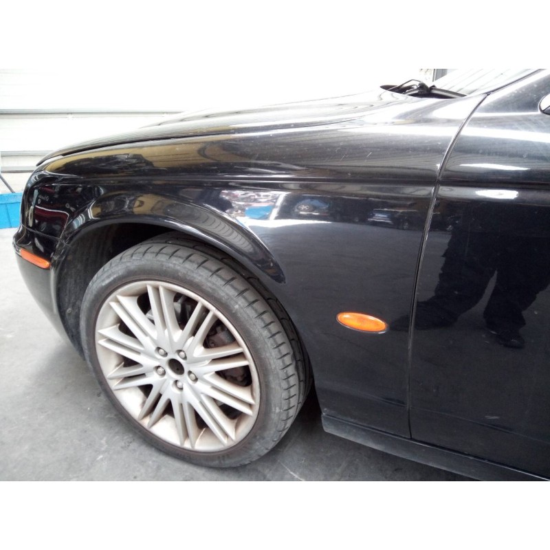 Recambio de aleta delantera izquierda para jaguar s-type 2.7 v6 diesel classic referencia OEM IAM   