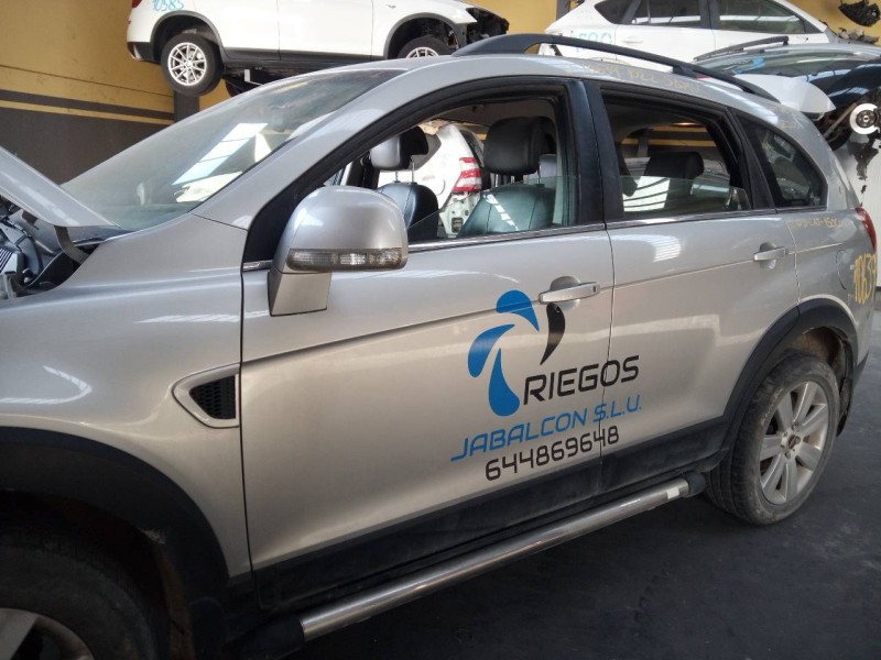 Recambio de puerta delantera izquierda para chevrolet captiva 2.0 vcdi lt referencia OEM IAM   