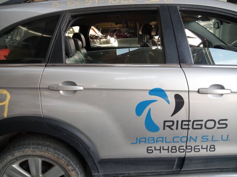 Recambio de puerta trasera derecha para chevrolet captiva 2.0 vcdi lt referencia OEM IAM   