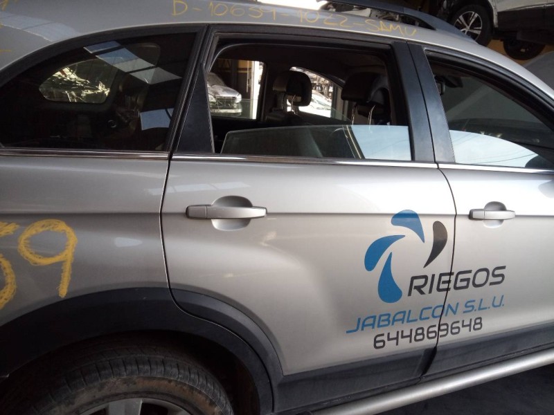 Recambio de puerta trasera derecha para chevrolet captiva 2.0 vcdi lt referencia OEM IAM   