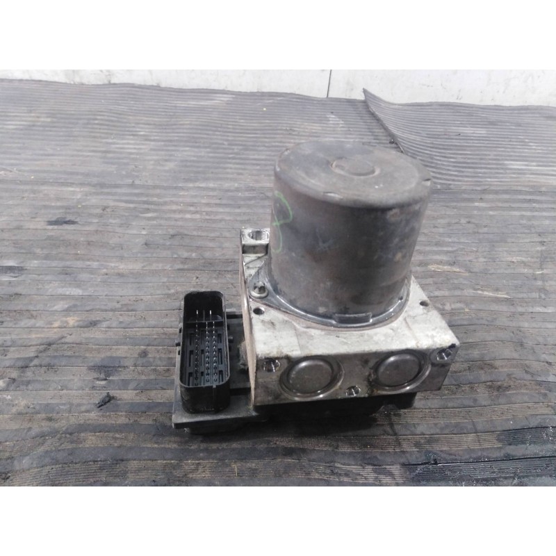 Recambio de abs para ford transit caja cerrada ´06 ft 260 k trend lkw referencia OEM IAM 520L3200906085  P3-A8-10-3
