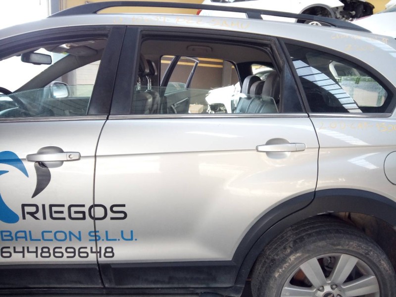Recambio de puerta trasera izquierda para chevrolet captiva 2.0 vcdi lt referencia OEM IAM   