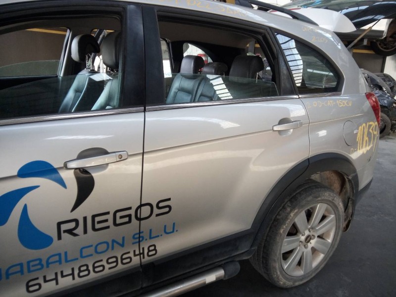 Recambio de puerta trasera izquierda para chevrolet captiva 2.0 vcdi lt referencia OEM IAM   