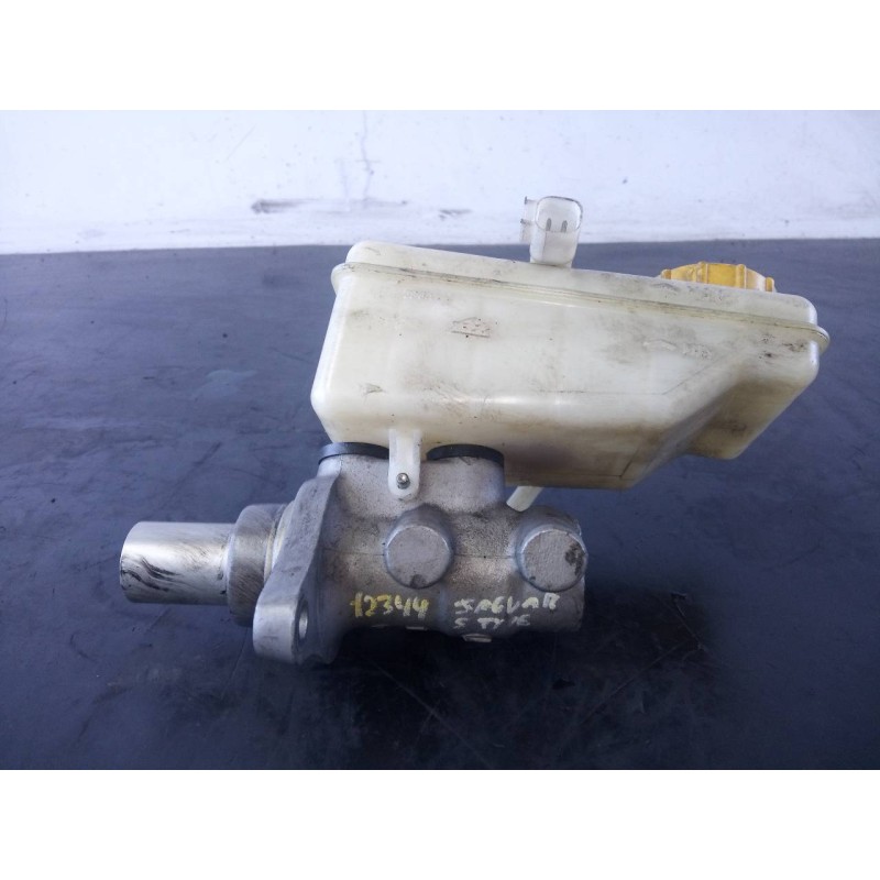 Recambio de bomba freno para jaguar s-type 2.7 v6 diesel classic referencia OEM IAM   P3-B9-2-1