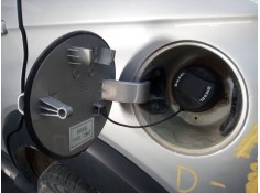 Recambio de tapa exterior combustible para chevrolet captiva 2.0 vcdi lt referencia OEM IAM    2