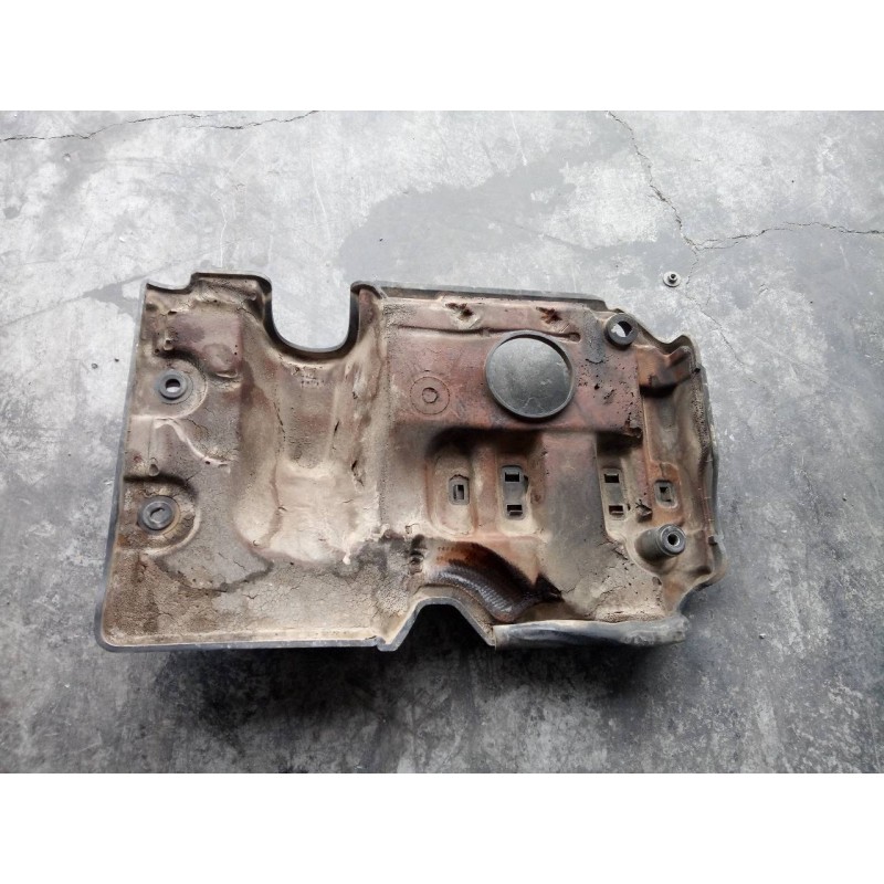 Recambio de tapa motor para chevrolet captiva 2.0 vcdi lt referencia OEM IAM   