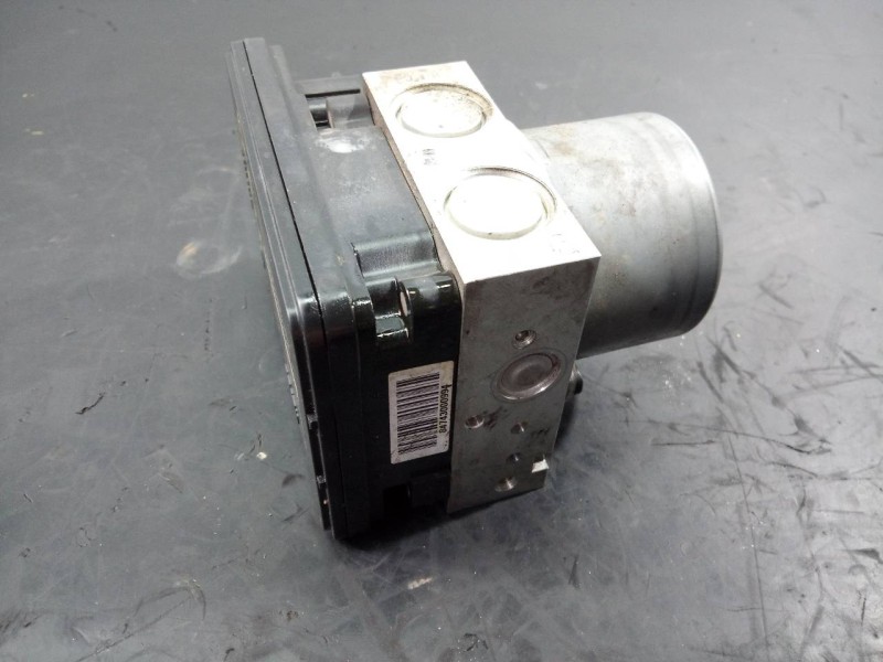 Recambio de abs para hyundai ix35 tecno 2wd referencia OEM IAM 589202Y620 A1000007AKG P3-B9-19-3