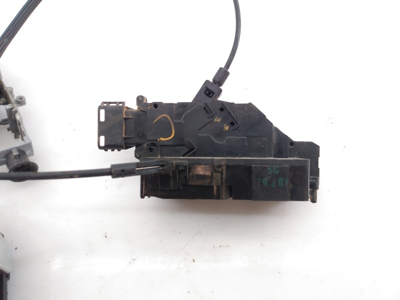 Recambio de cerradura puerta trasera izquierda para citroën c4 picasso exclusive referencia OEM IAM 24090158  E1-A4-32-2