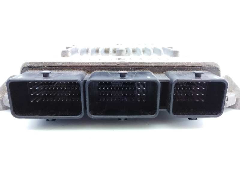 Recambio de centralita motor uce para citroën c4 picasso exclusive referencia OEM IAM 9666095880 9661642180 E3-B2-44-1