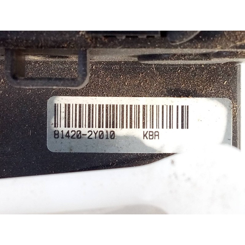 Recambio de cerradura puerta trasera derecha para hyundai ix35 tecno 2wd referencia OEM IAM 814202Y010  E2-B5-50-1