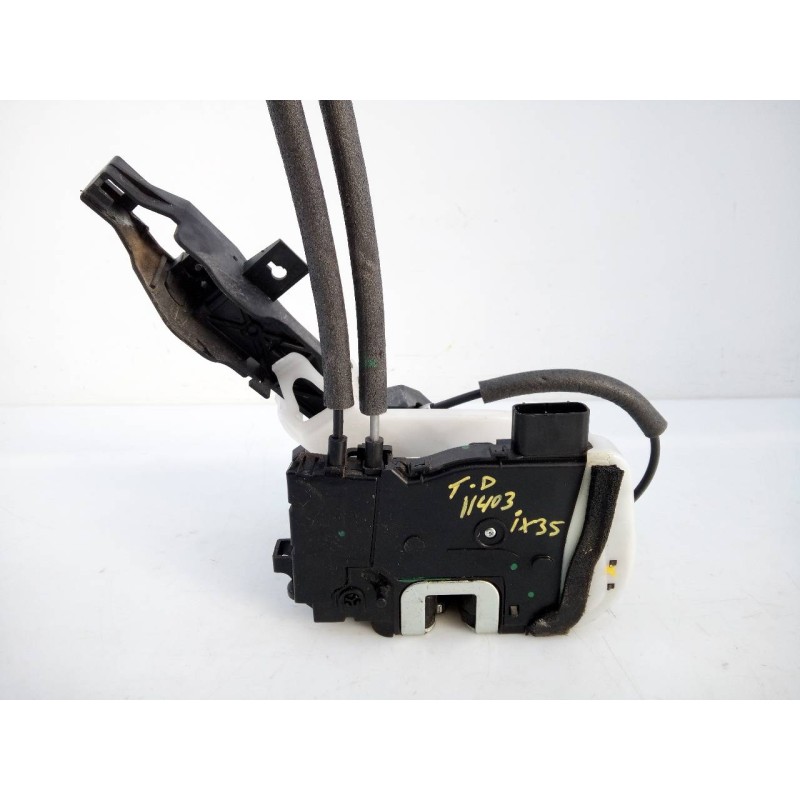 Recambio de cerradura puerta trasera derecha para hyundai ix35 tecno 2wd referencia OEM IAM 814202Y010  E2-B5-50-1
