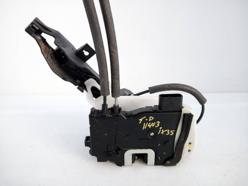 Recambio de cerradura puerta trasera derecha para hyundai ix35 tecno 2wd referencia OEM IAM 814202Y010  E2-B5-50-1