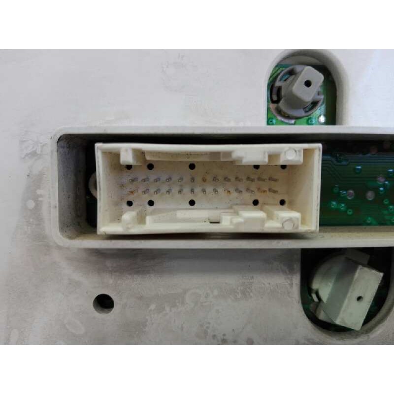 Recambio de cuadro instrumentos para ford focus berlina (cak) ambiente referencia OEM IAM  011217183103 E3-B3-26-2