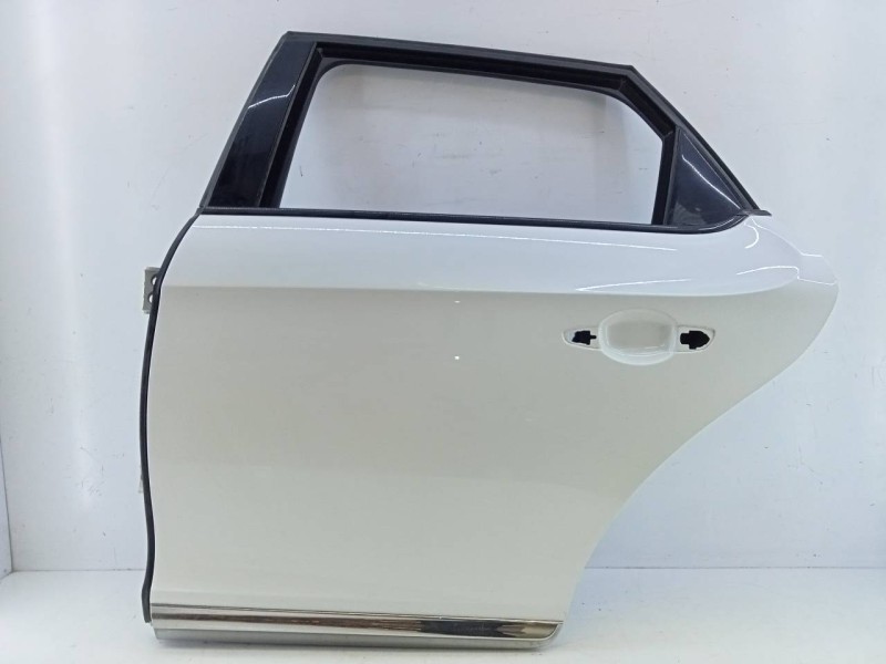 Recambio de puerta trasera izquierda para citroën ds5 desire hybrid4 referencia OEM IAM   E4-B4-6