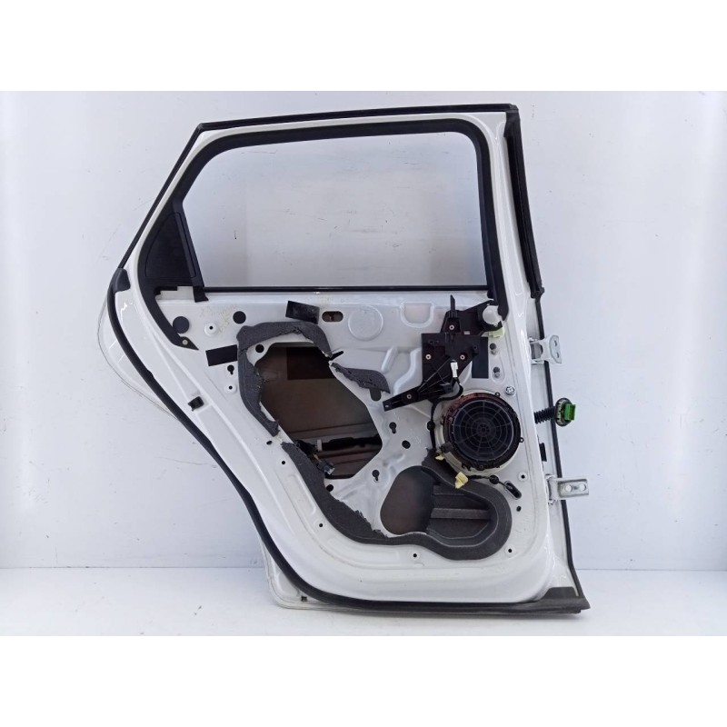 Recambio de puerta trasera izquierda para citroën ds5 desire hybrid4 referencia OEM IAM   E4-B4-6