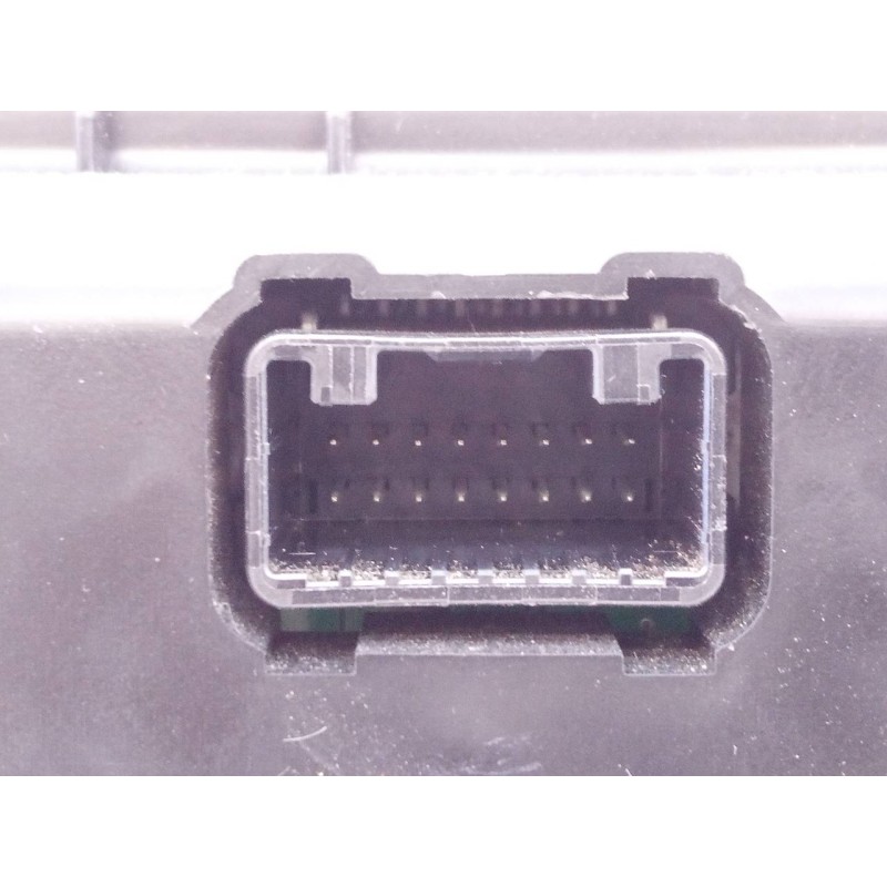 Recambio de cuadro instrumentos para hyundai ix35 tecno 2wd referencia OEM IAM 940092Y660 1100254750 E2-B5-13-1